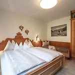 Huaterhof Апартаменты *